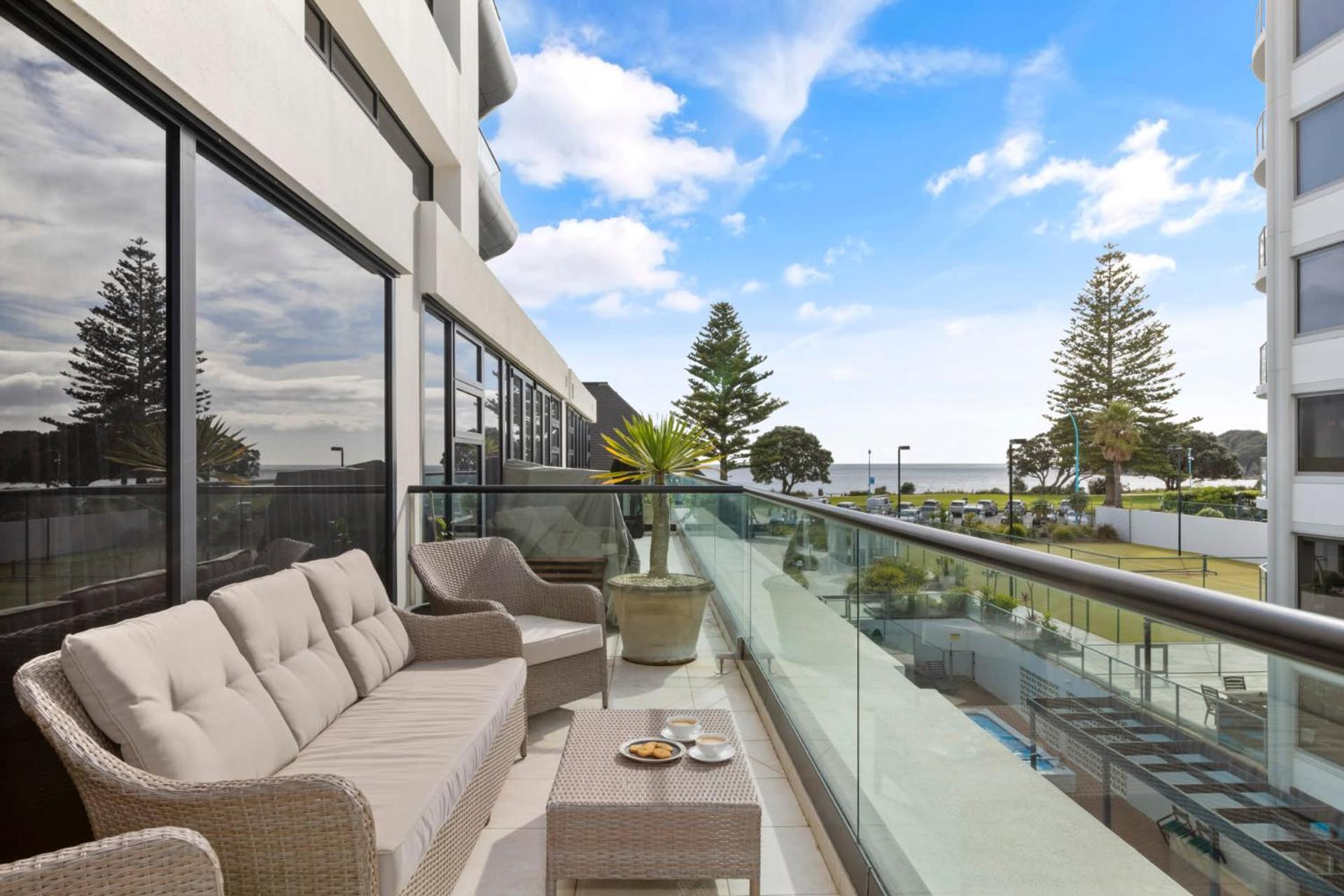 Marvelous Downtown Apartment Moments From Main Beach With Heated Pool, Gym And Parking Mount Maunganui Exteriér fotografie
